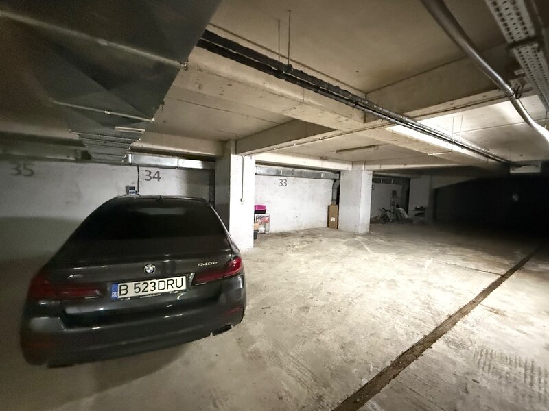 Unirii, Casa Poporului, Parcul Izvor, apartament 2 camere, bloc 2012.