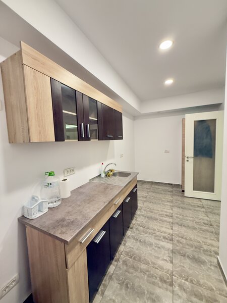 Unirii, Casa Poporului, Parcul Izvor, apartament 2 camere, bloc 2012.